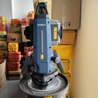 Kullanılmış Sokkia IM101 toplam istasyonu 5.3kg Topcon toplam istasyonu 0.5m hassas ölçüm gereksinimleri için minimum odaklama