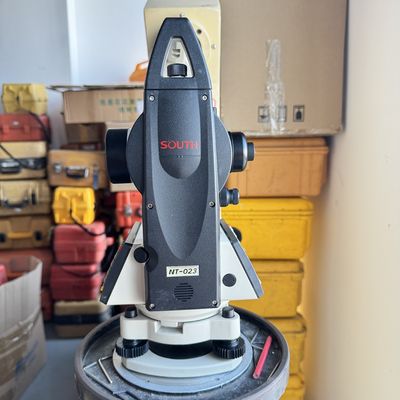 South marka Elektronik Dijital Teodolit NT-023 25.9X Total Station Hassas ve Kullanımı Kolay, ±1 Yay Dakikası Dengeleyici Ayar Doğruluğu