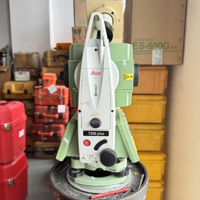 1G Kütle Veri Depolamalı Leica TS09 Total Station 1000 m Prizma Dışı Mesafe ve Otomatik Tesviye Doğru Ölçüm için ±3 Ark Dakika